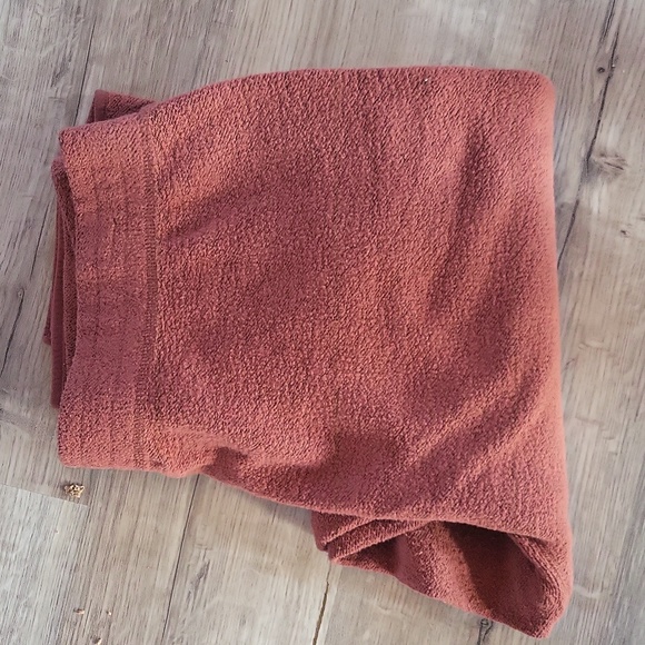 Roots l red l rust l comfortable pants l Size XL l sweats l orange color - Picture 8 of 8